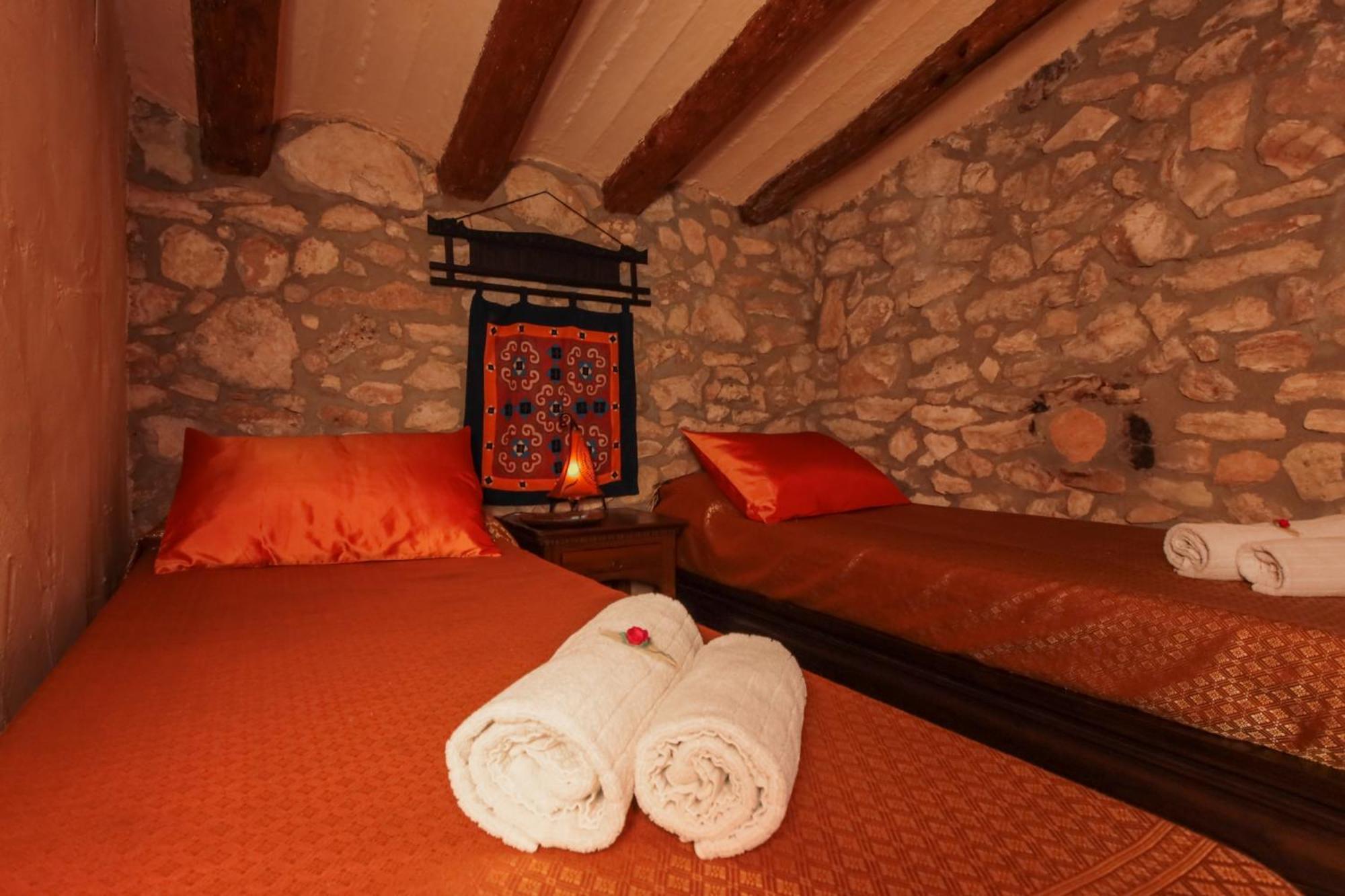 Ca La Petita Den Chinascas Guest House Vespella de Gaia Bagian luar foto